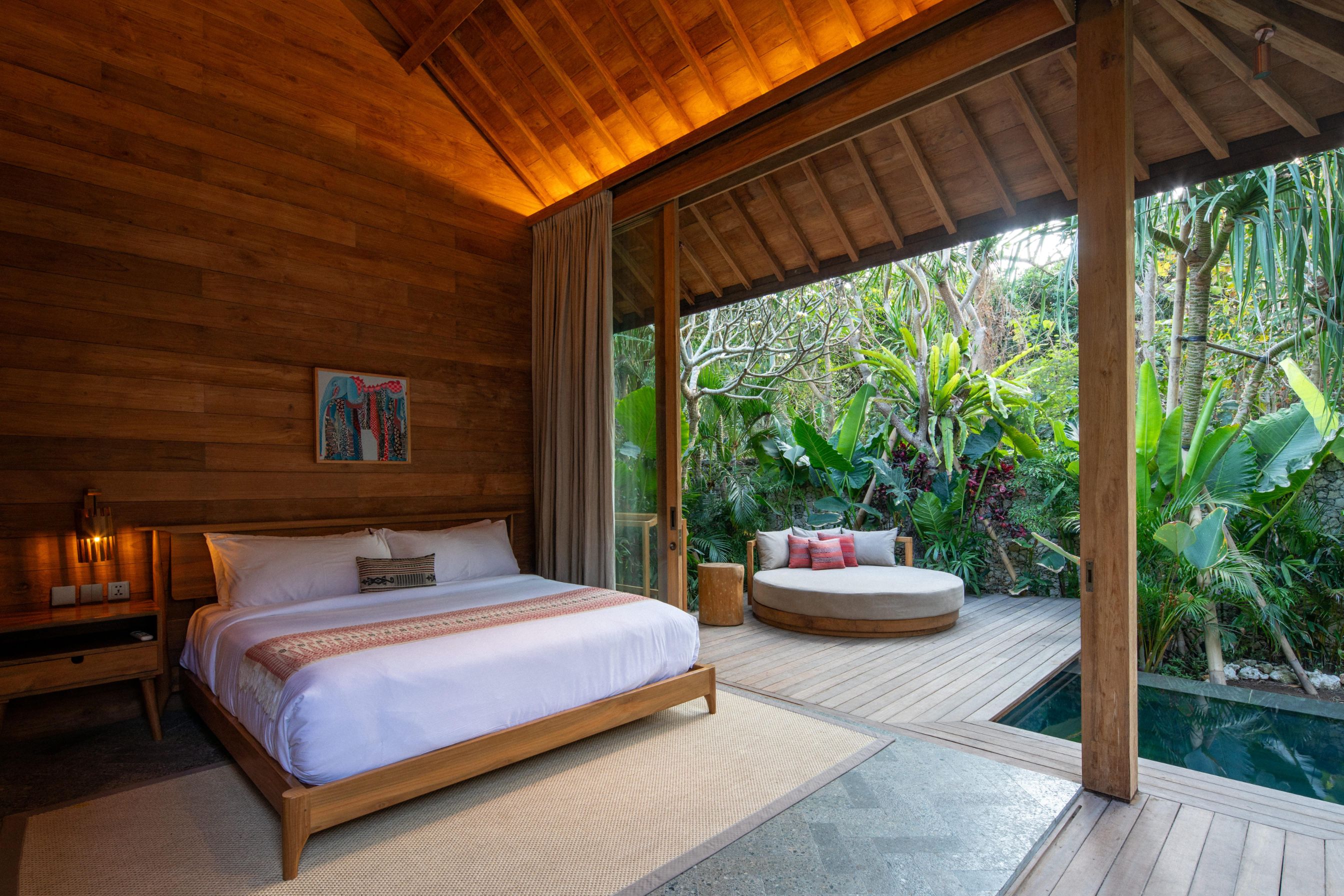 Residence 11 - Private King Bed