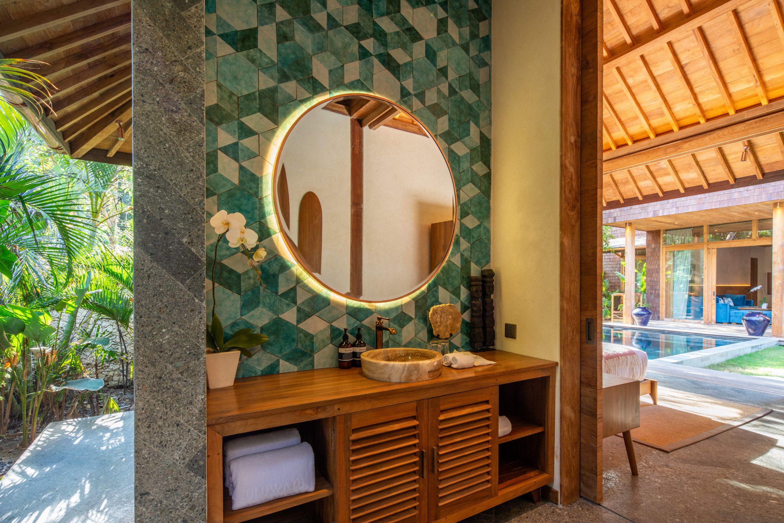 Residence 11 - Private Villa Bathroom