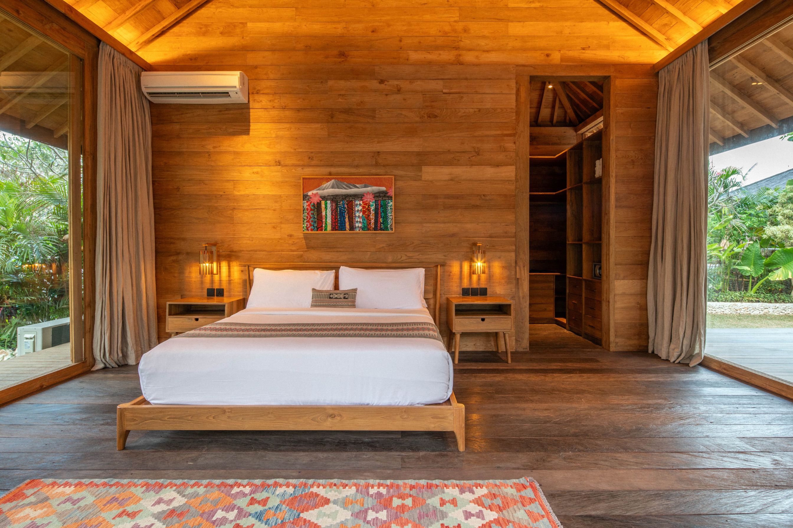 Residence 3 - Lower King Bed