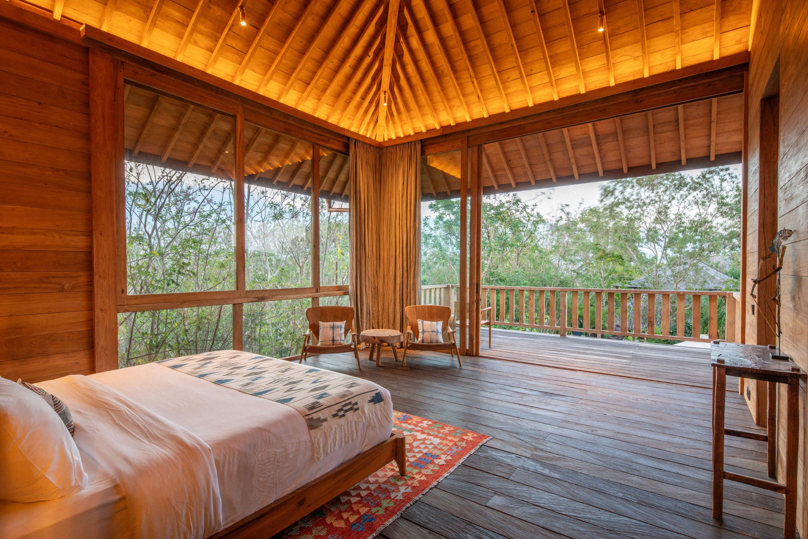 Residence 3 - Master King Bedroom